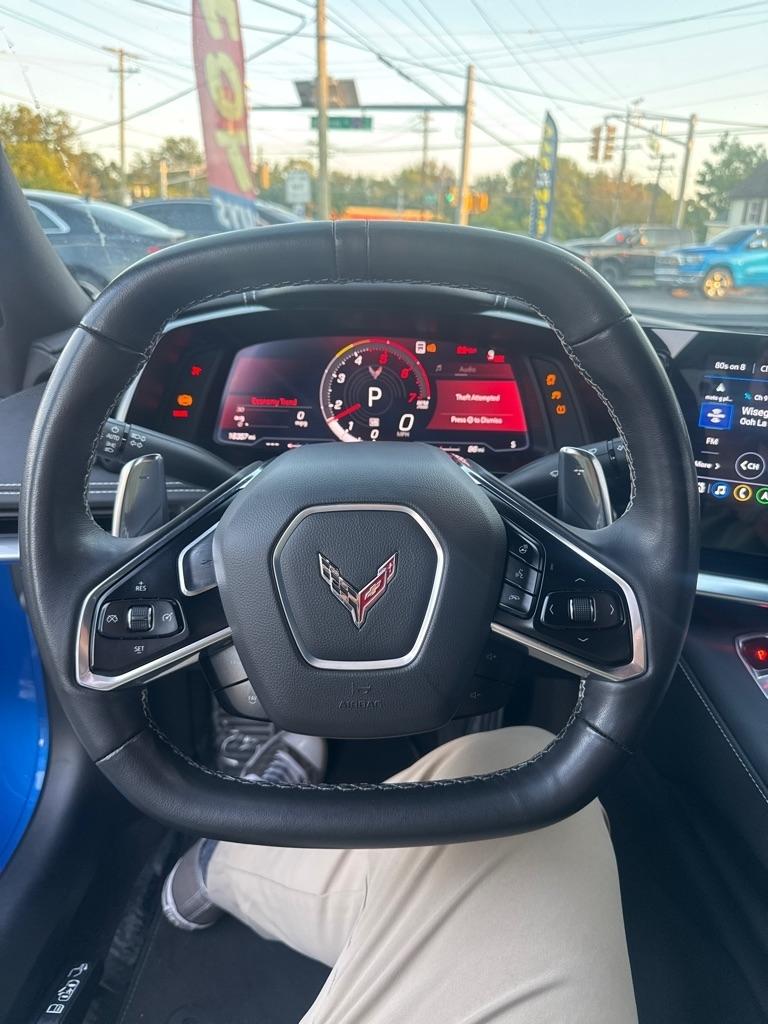 Chevrolet Corvette 2dr Stingray Cpe w/2LT 2021