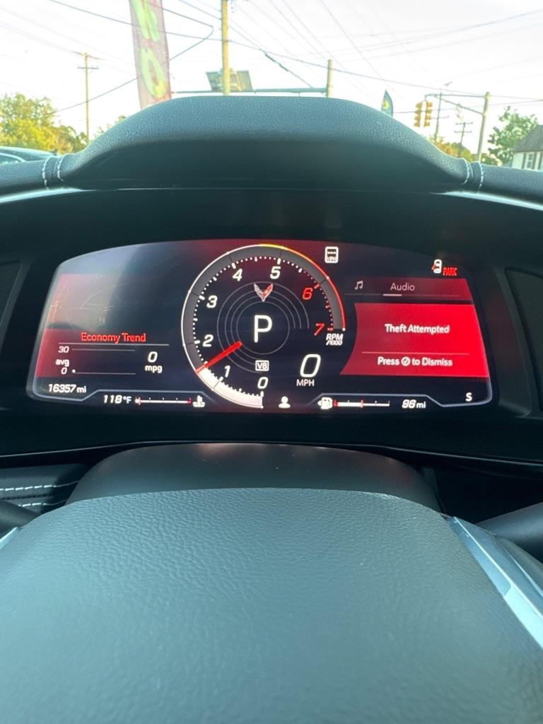 Chevrolet Corvette 2dr Stingray Cpe w/2LT 2021