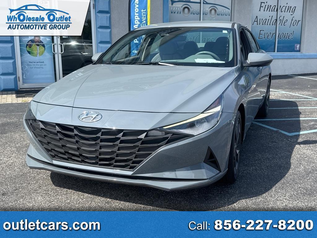 2023 Hyundai Elantra SEL IVT