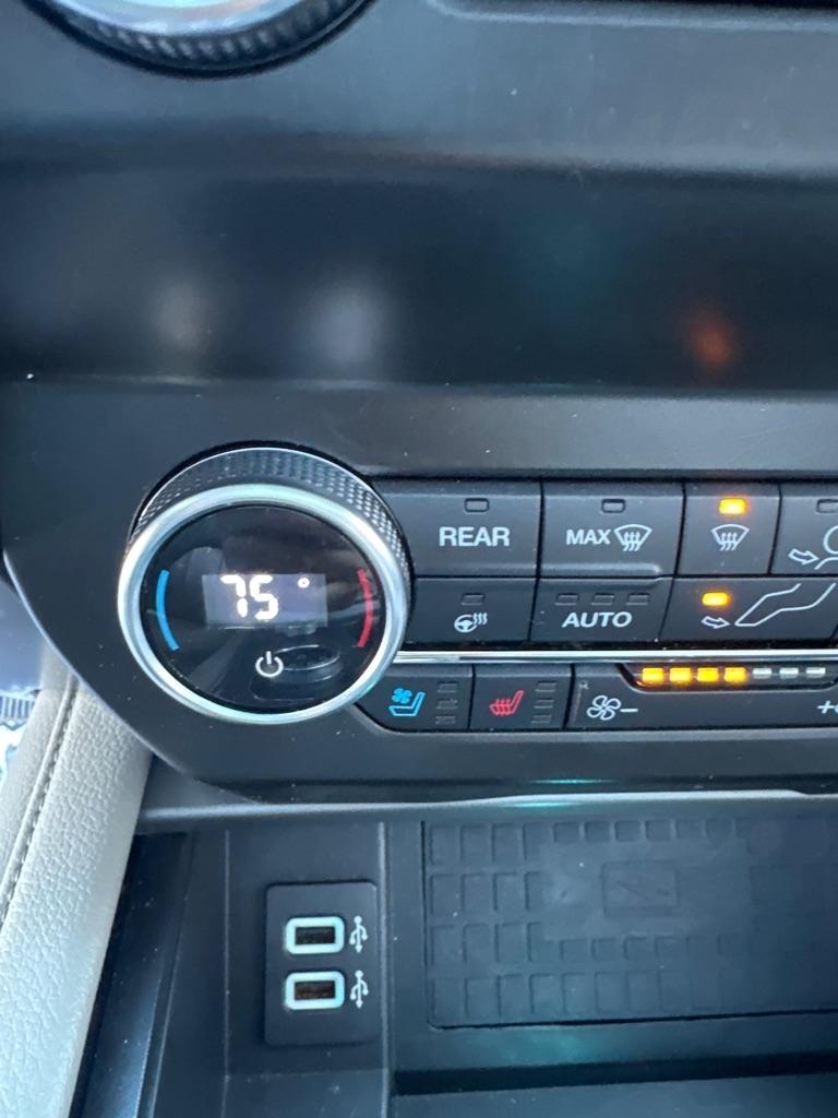 Ford Expedition XLT 4x4 2019