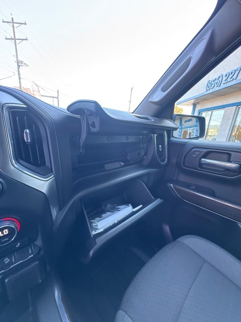 Chevrolet Silverado 1500 4WD Crew Cab 147" RST 2019