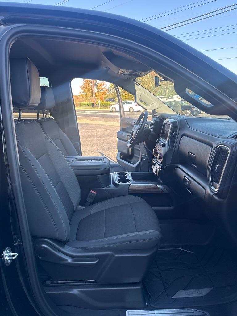 Chevrolet Silverado 1500 4WD Crew Cab 147" RST 2019