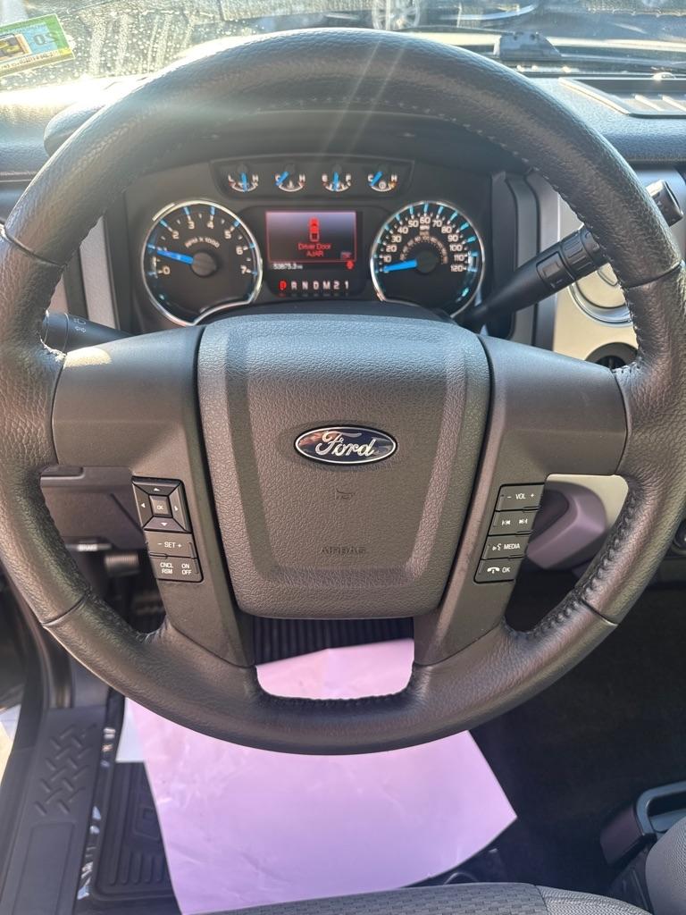 Ford F-150 2WD Reg Cab 122.5" XLT 2013