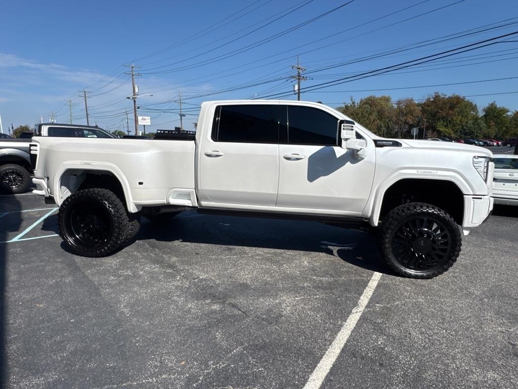 GMC Sierra 3500HD 4WD Crew Cab 172" Denali Ultimate 2024