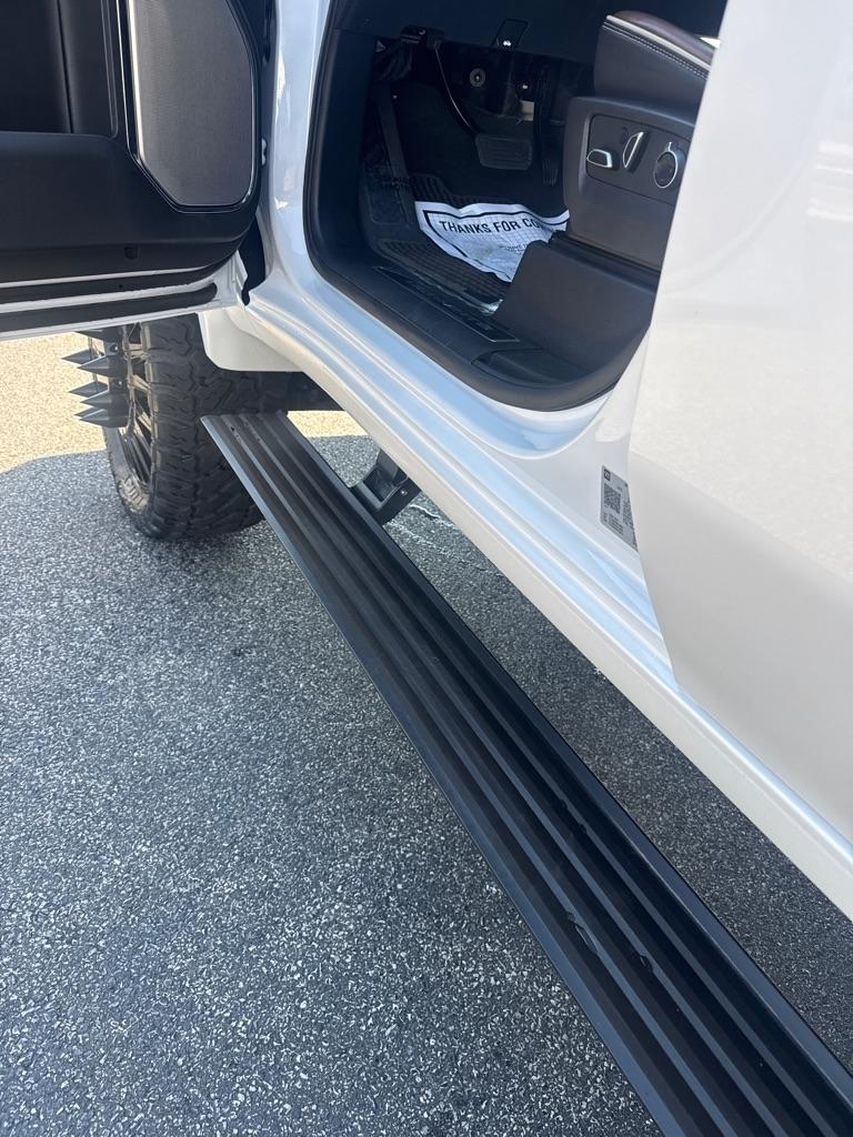 GMC Sierra 3500HD 4WD Crew Cab 172" Denali Ultimate 2024