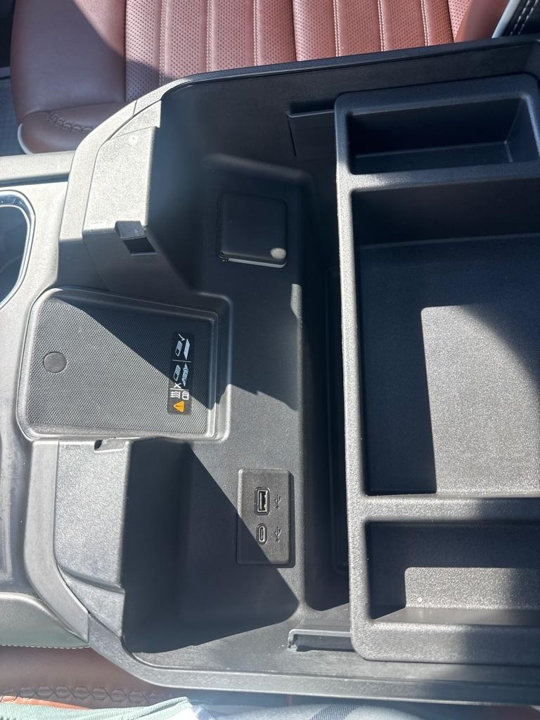 GMC Sierra 3500HD 4WD Crew Cab 172" Denali Ultimate 2024