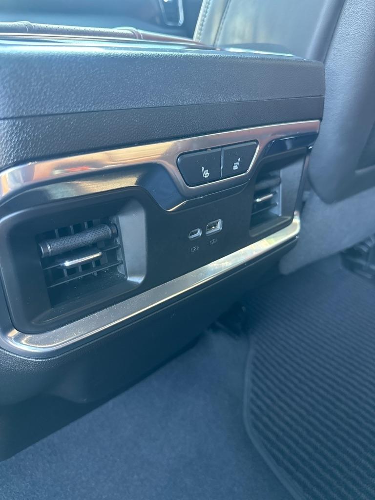 GMC Sierra 3500HD 4WD Crew Cab 172" Denali Ultimate 2024