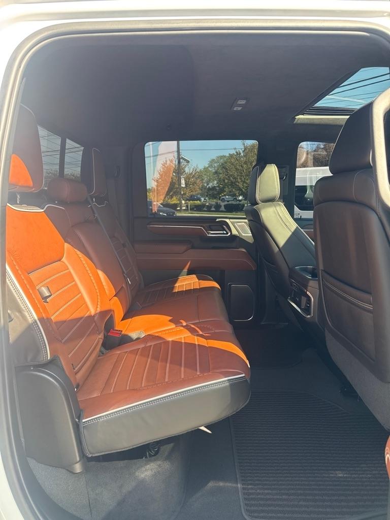 GMC Sierra 3500HD 4WD Crew Cab 172" Denali Ultimate 2024