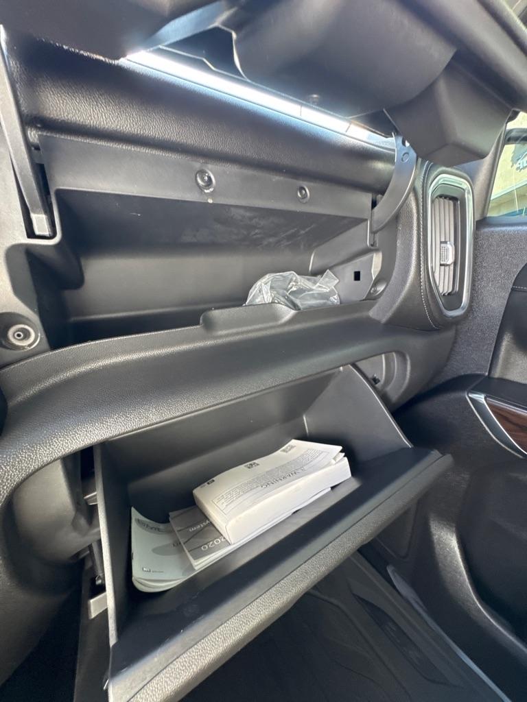 GMC Sierra 1500 4WD Crew Cab 147" SLT 2020