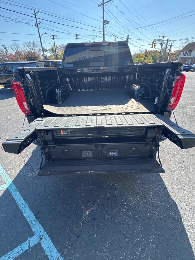 GMC Sierra 1500 4WD Crew Cab 147" SLT 2020