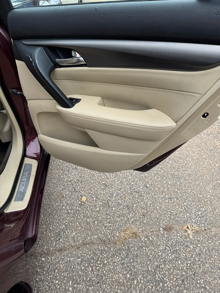 Acura TL 6-Speed AT 2013