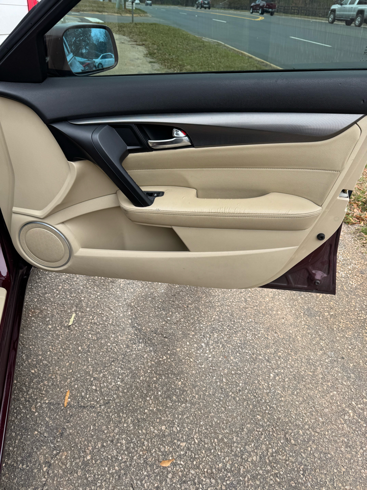 Acura TL 6-Speed AT 2013