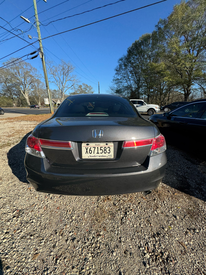 Honda Accord LX sedan AT 2011