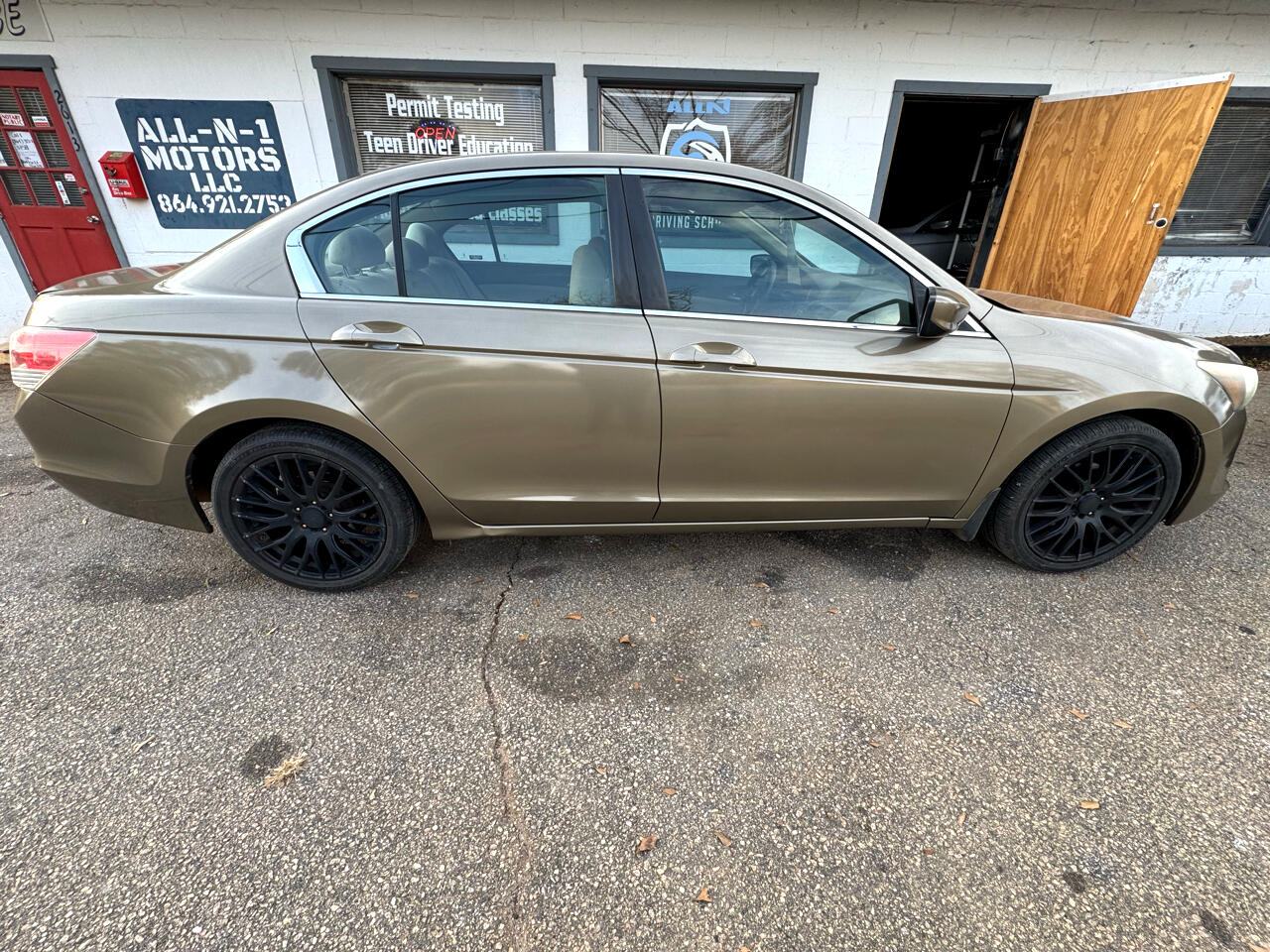 Honda Accord LX sedan AT 2009