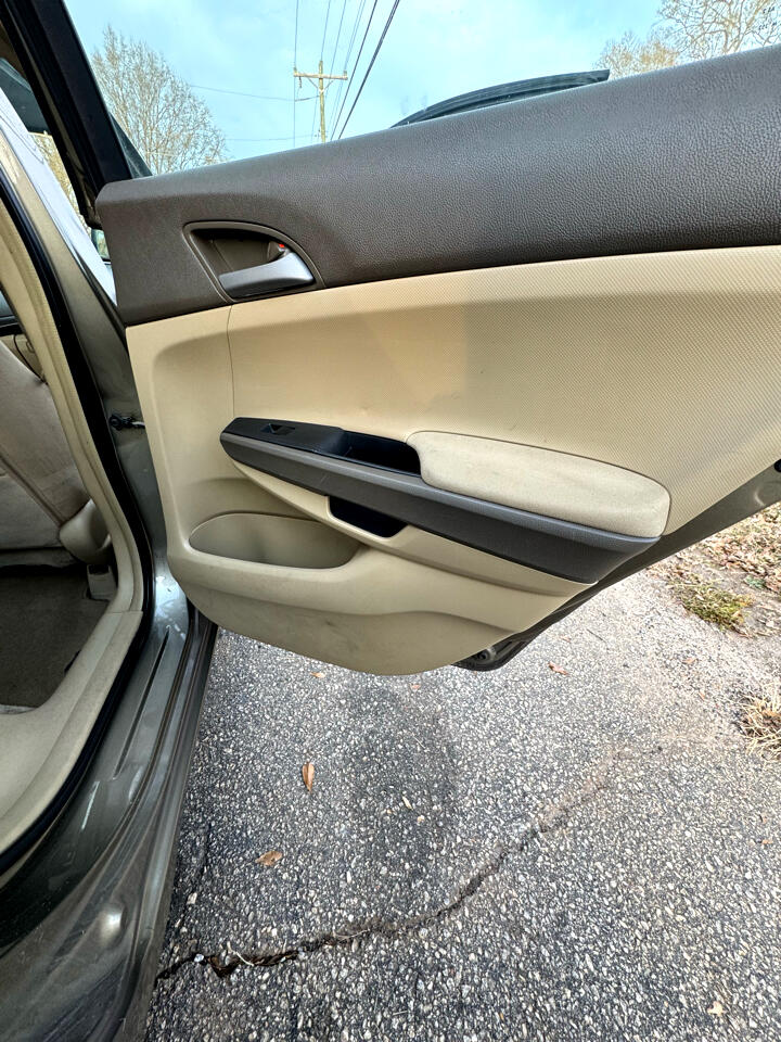 Honda Accord LX sedan AT 2009