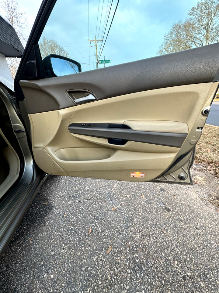 Honda Accord LX sedan AT 2009