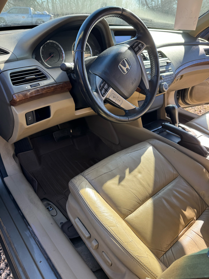 Honda Accord EX-L V-6 Sedan AT 2010