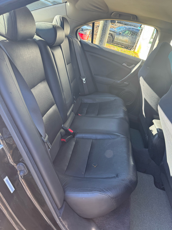 Acura TSX 5-Speed AT with Tech Package 2009