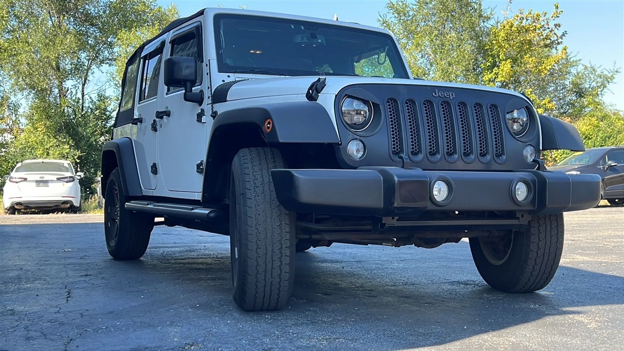 2014 Jeep Wrangler Unlimited Sport photo 4