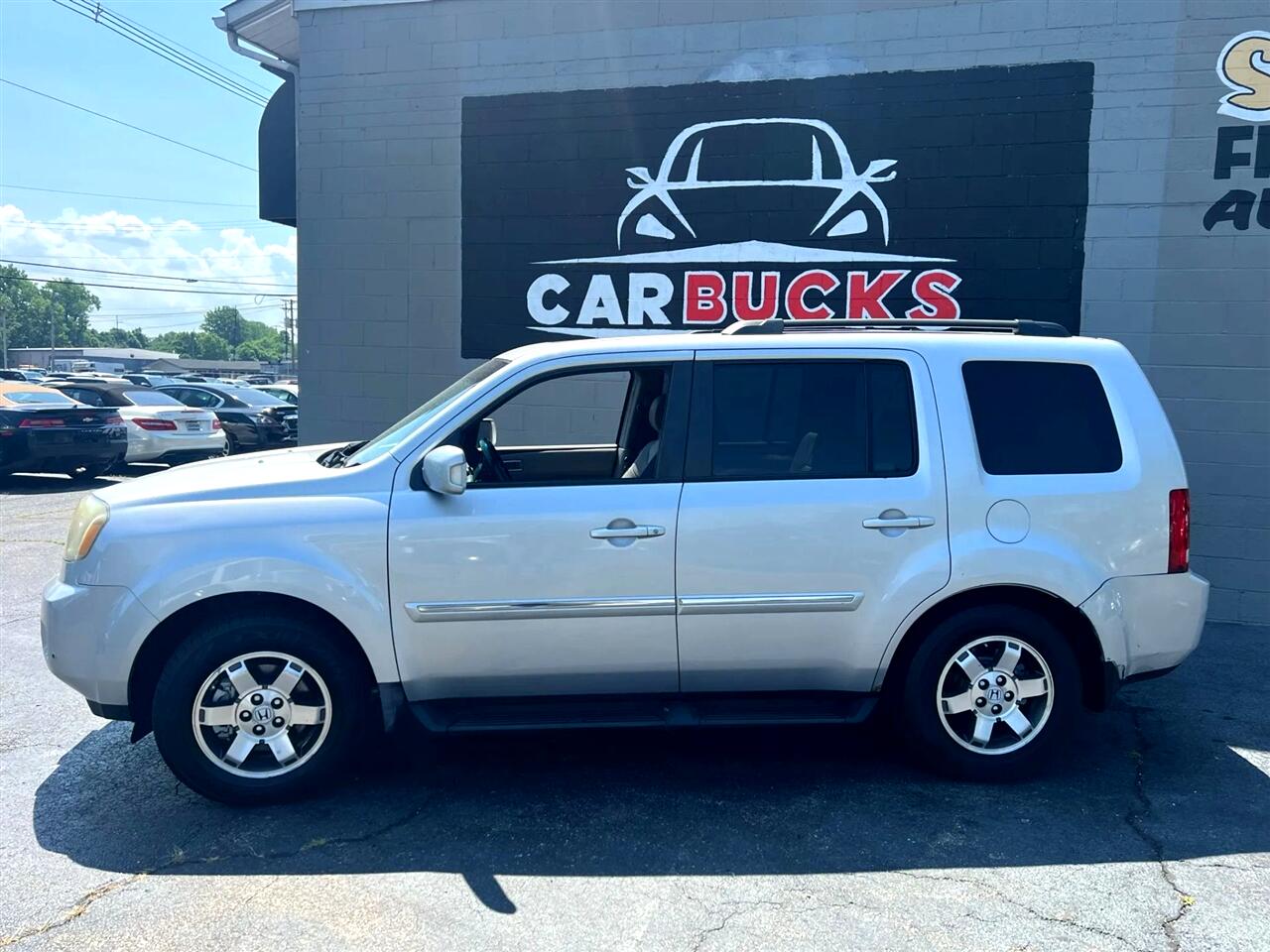 2009 Honda Pilot Touring Sport photo 2