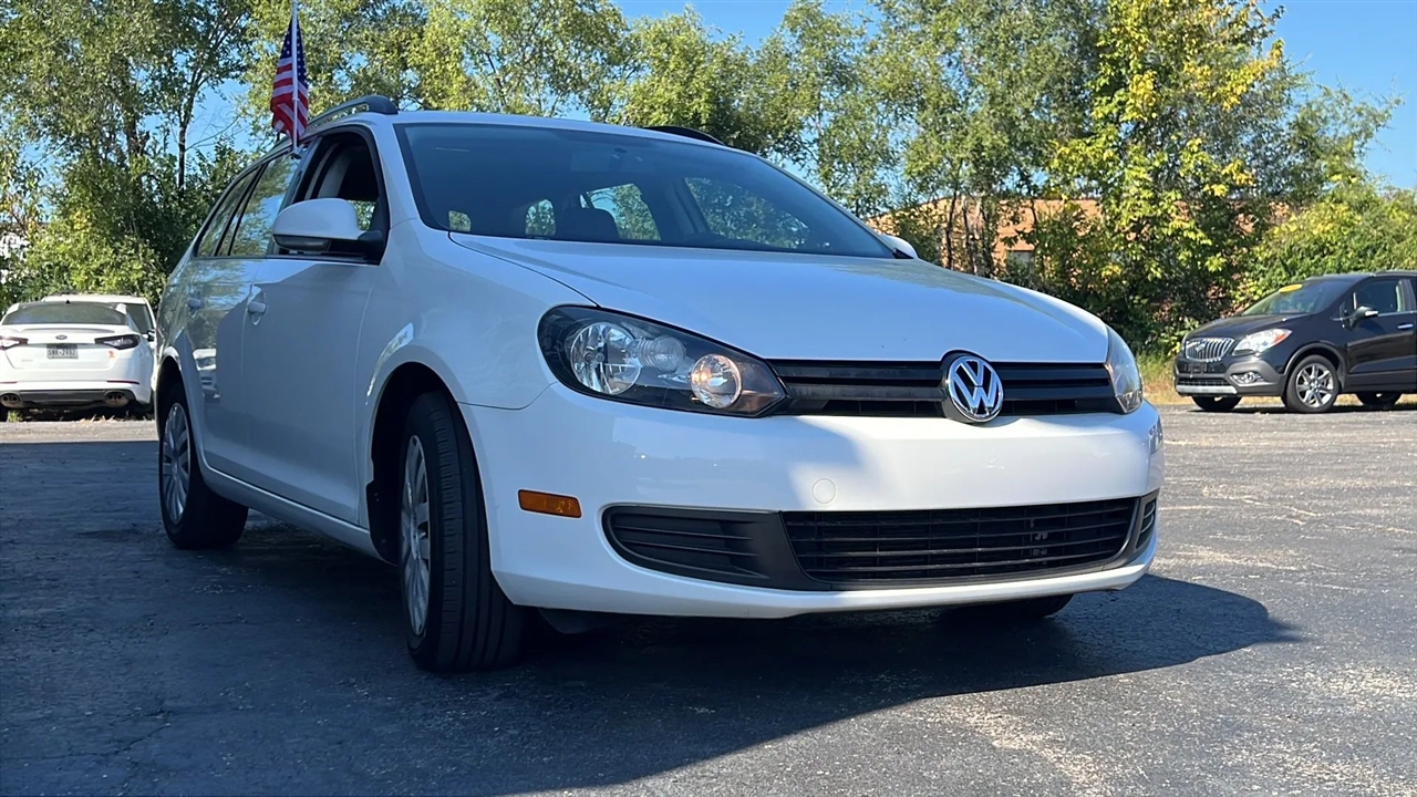 2012 Volkswagen Jetta SportWagen 2.5L SE photo 4