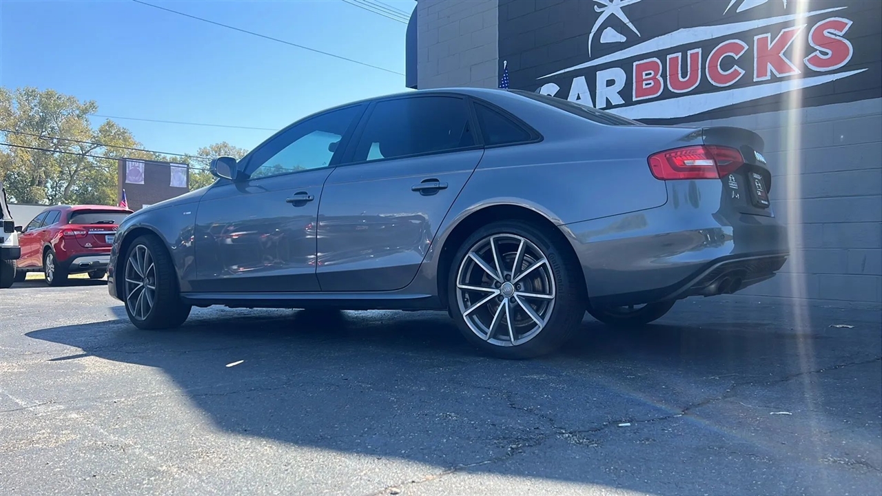 2016 Audi A4 2.0T Premium photo 9