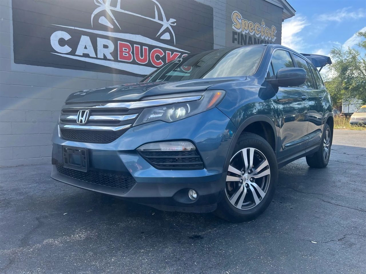 2016 Honda Pilot EX-L photo 16