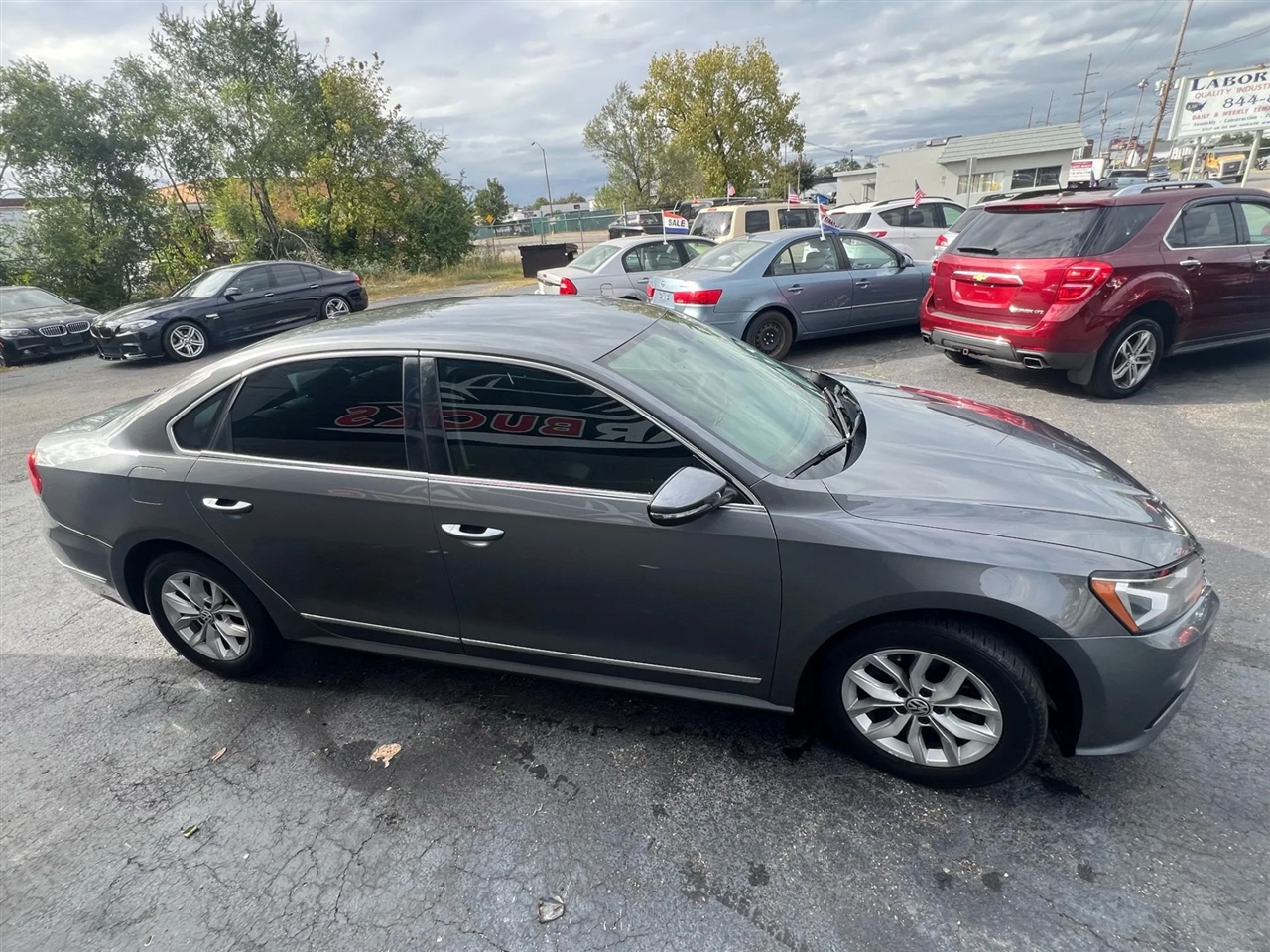 2016 Volkswagen Passat S photo 16