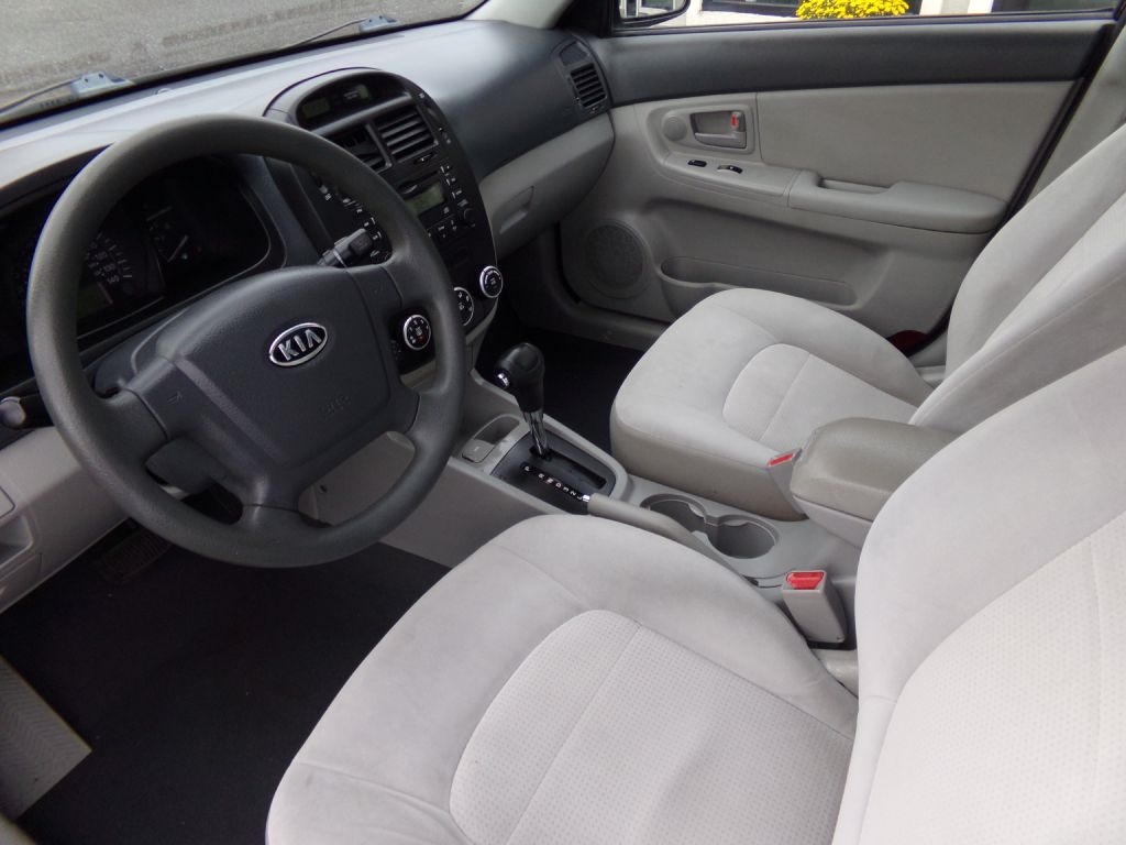 2009 Kia Spectra EX photo 5