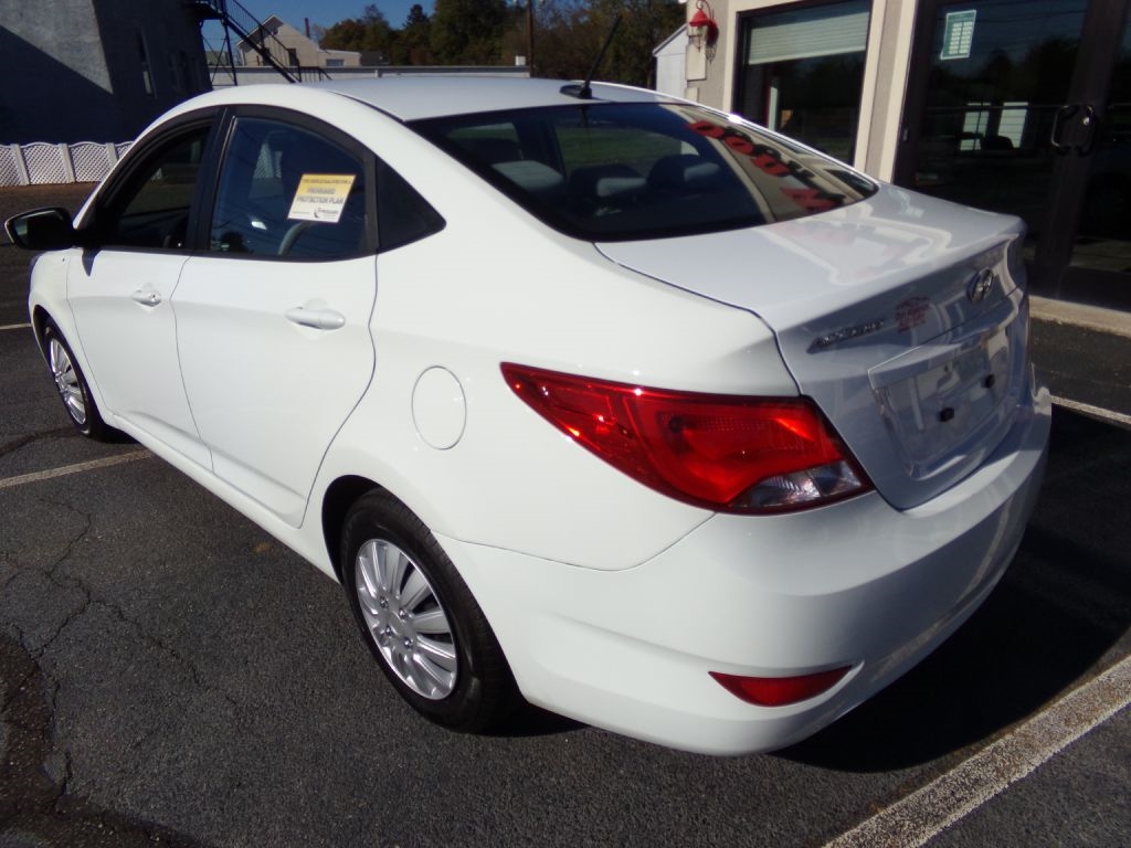 Hyundai Accent  2016