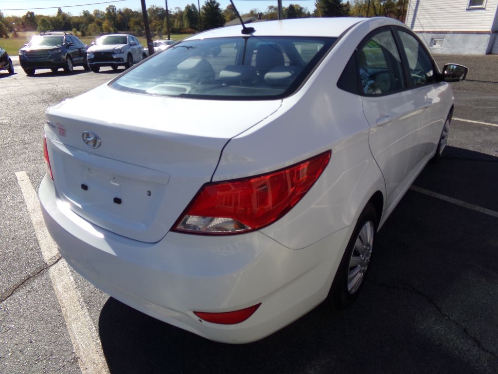 Hyundai Accent  2016