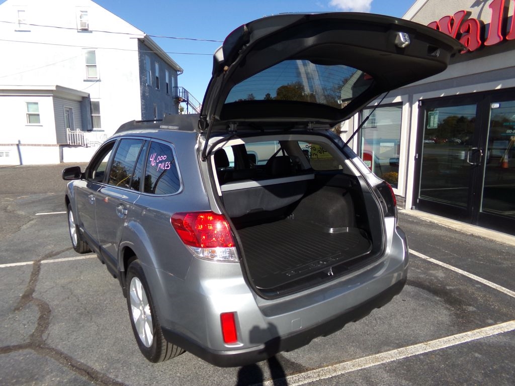 Subaru Outback  2010
