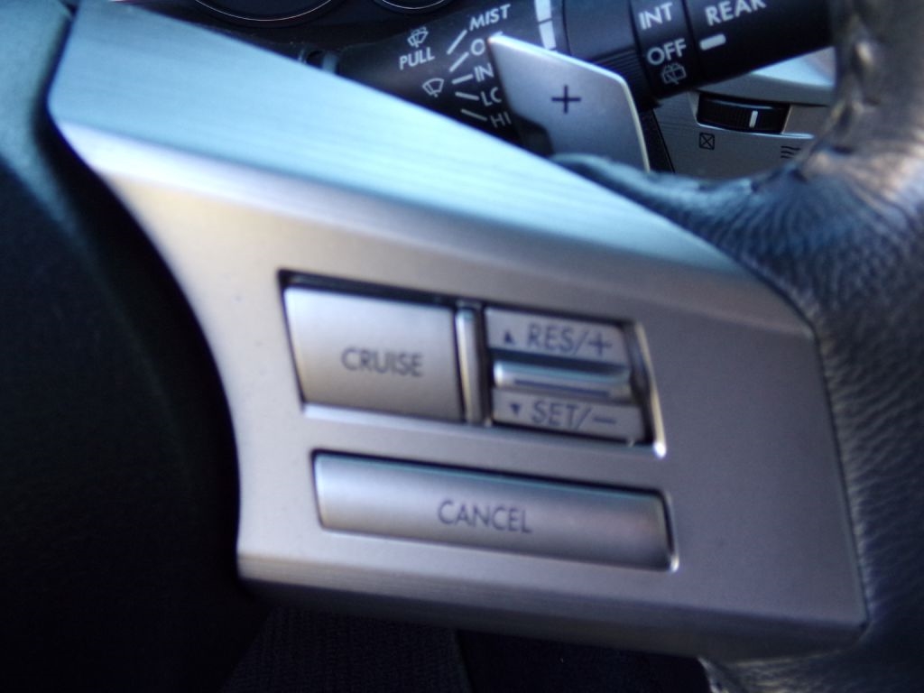 Subaru Outback  2010