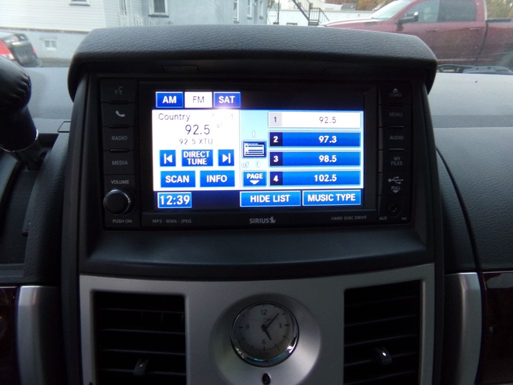 Chrysler Town & Country  2010