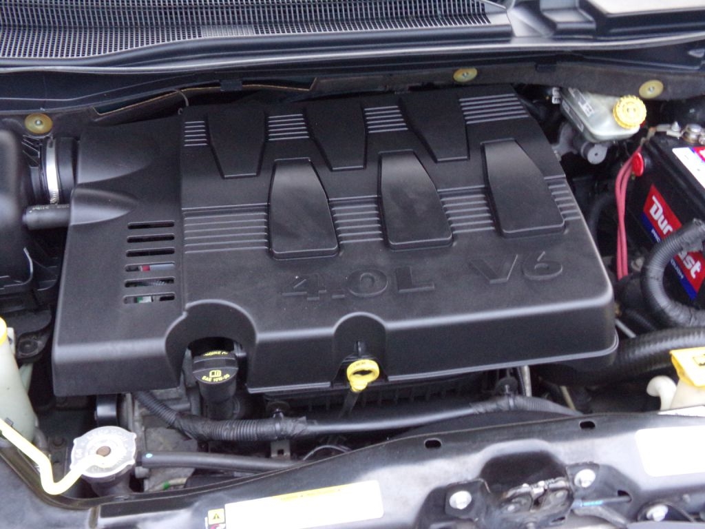 Chrysler Town & Country  2010