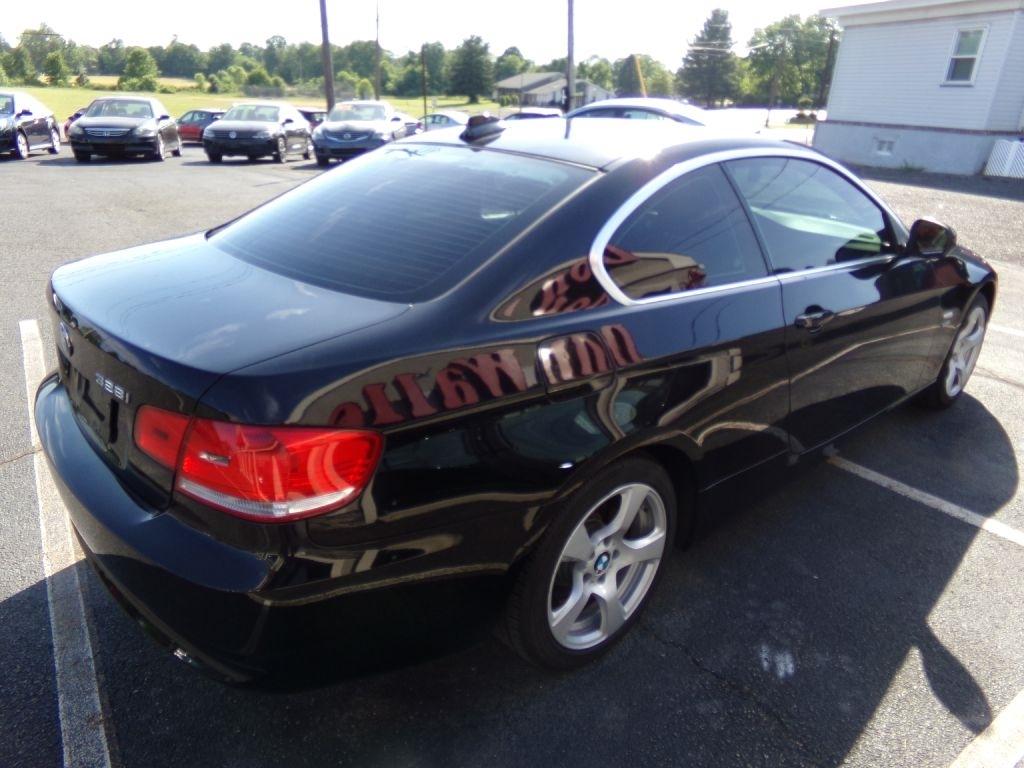 BMW 3-Series  2010