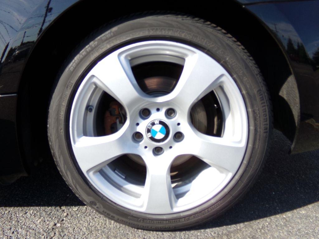 BMW 3-Series  2010