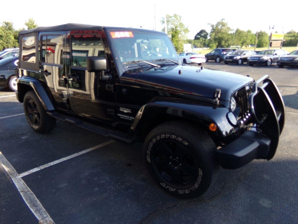 Jeep Wrangler  2011