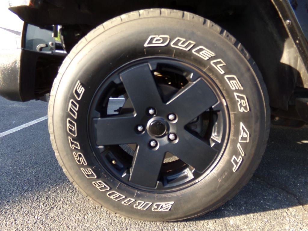 Jeep Wrangler  2011