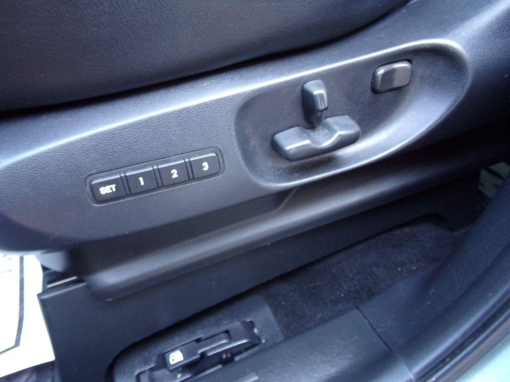 Mazda CX-9  2010