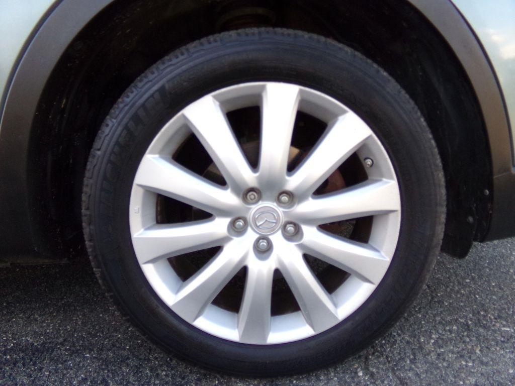 Mazda CX-9  2010