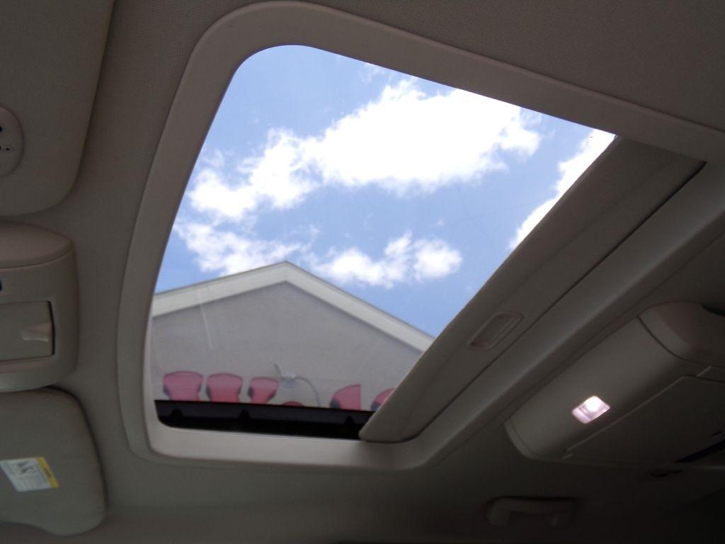 Chrysler Town & Country  2011