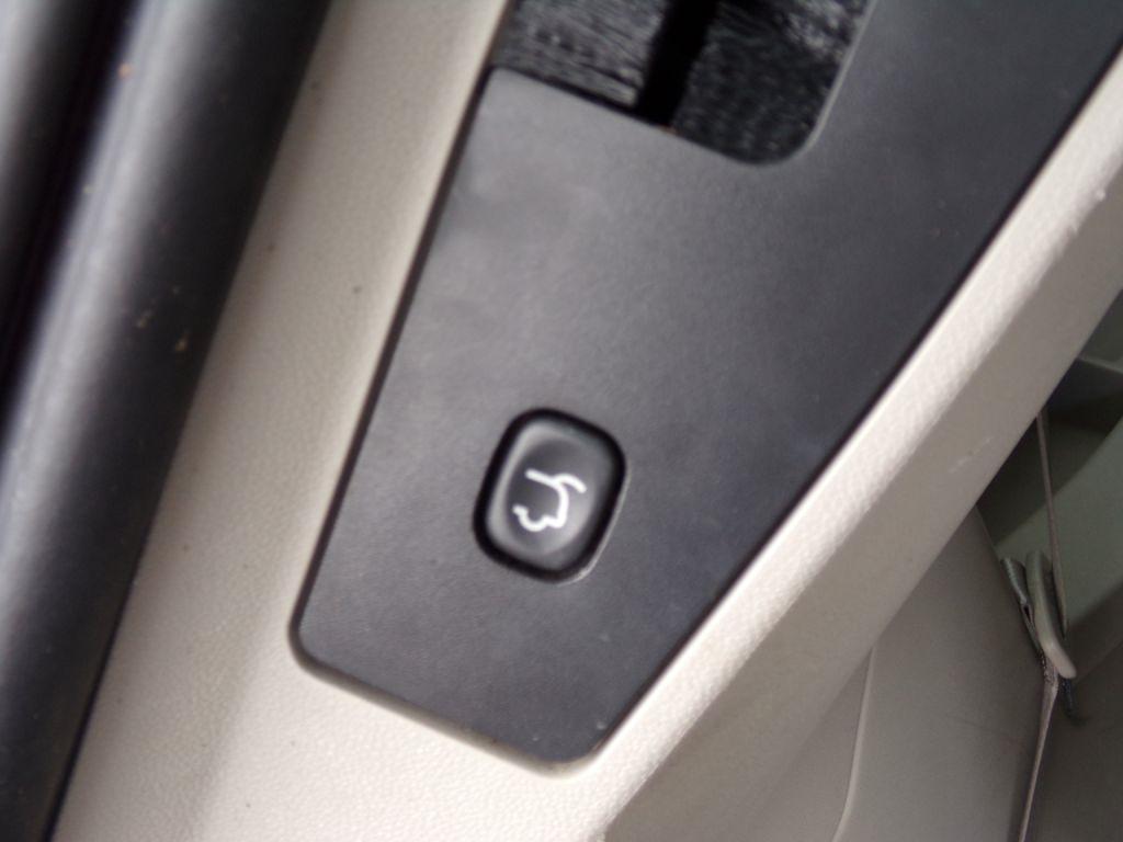 Chrysler Town & Country  2011