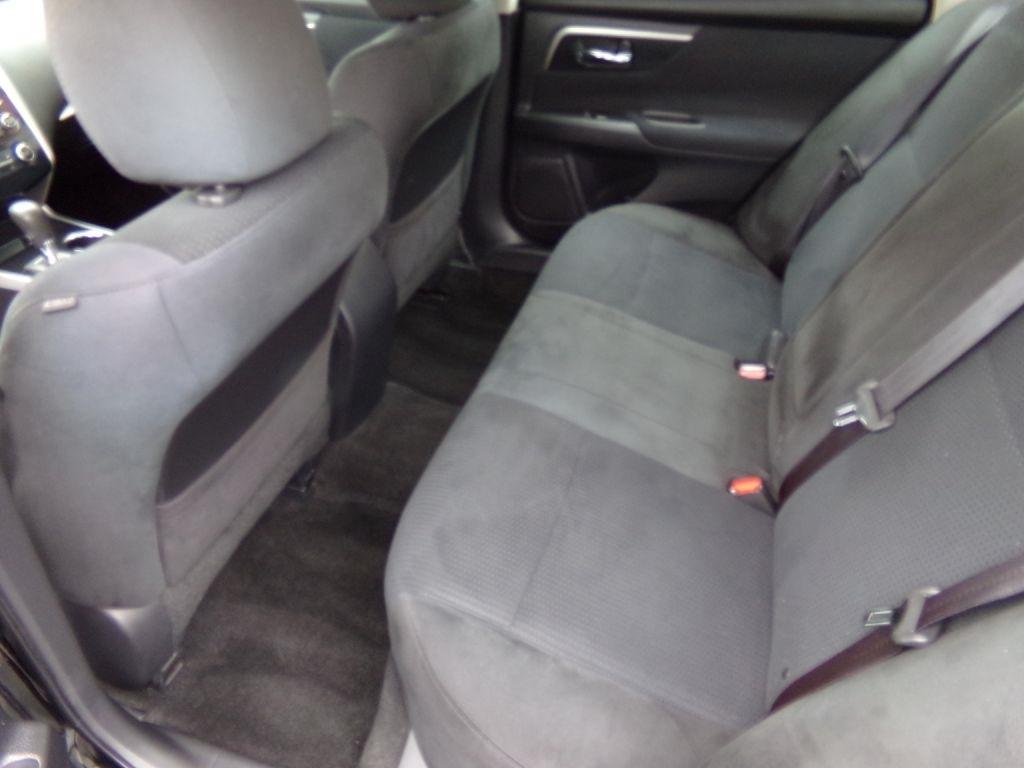 Nissan Altima  2015