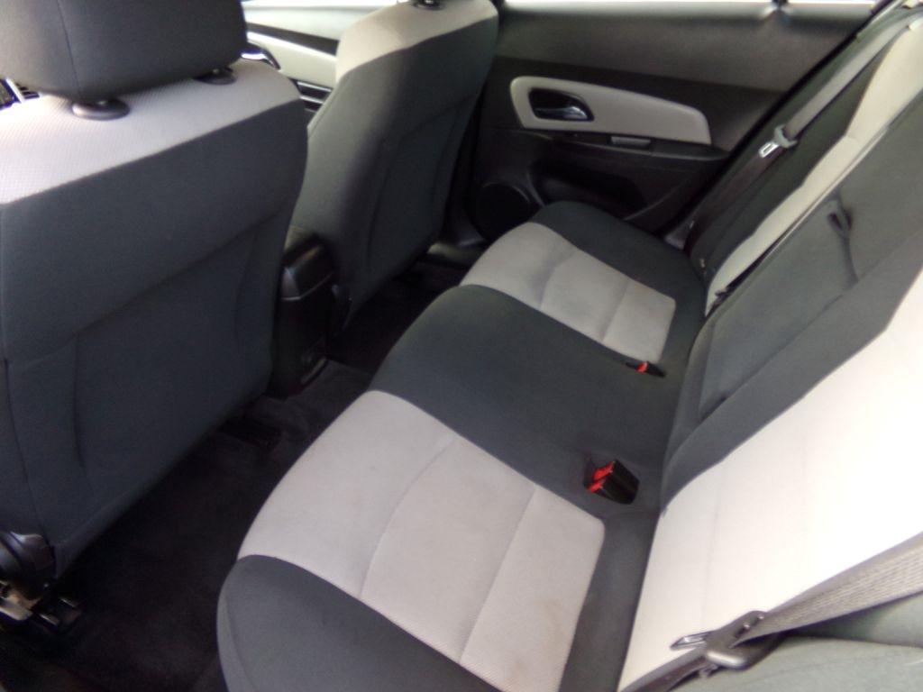 Chevrolet Cruze  2012
