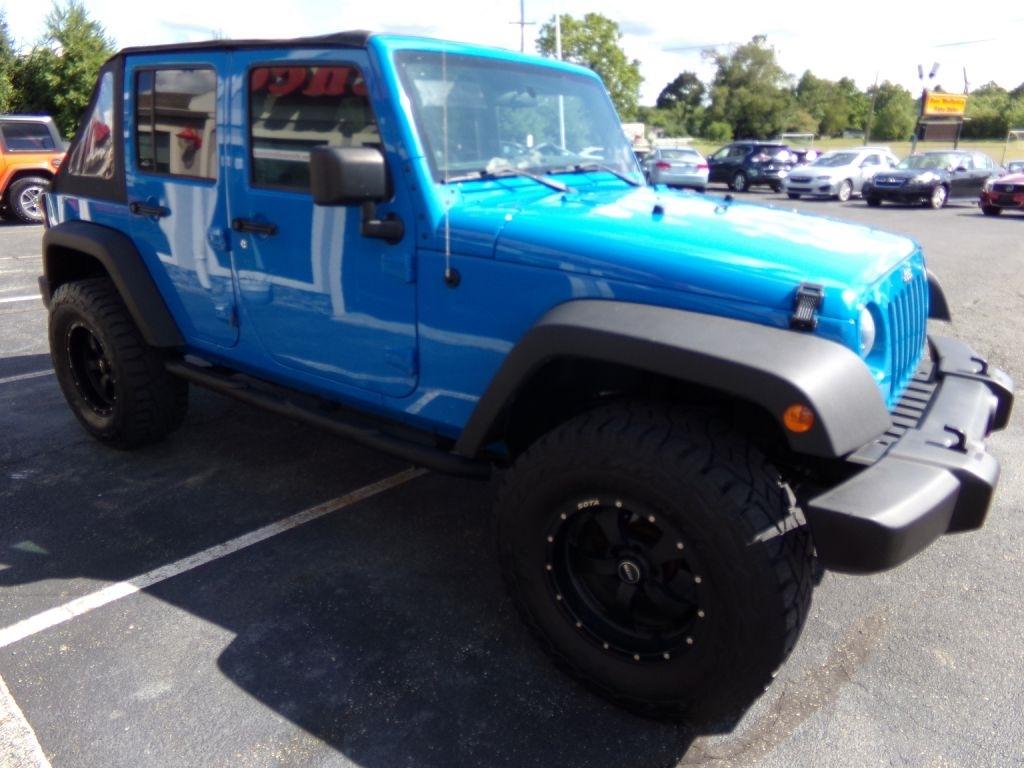 Jeep Wrangler  2011