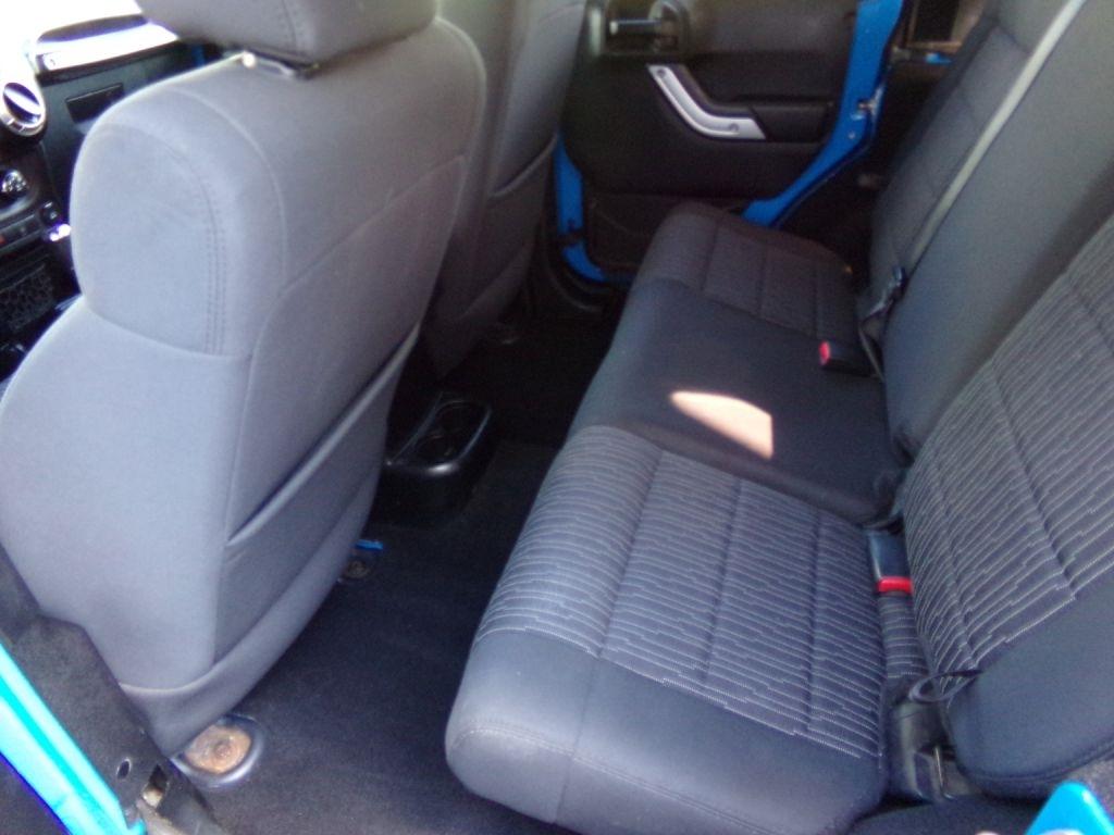 Jeep Wrangler  2011