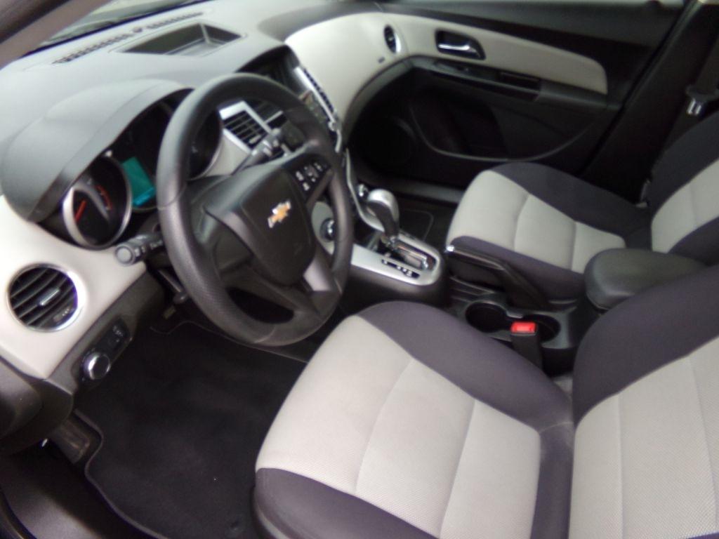 Chevrolet Cruze  2014