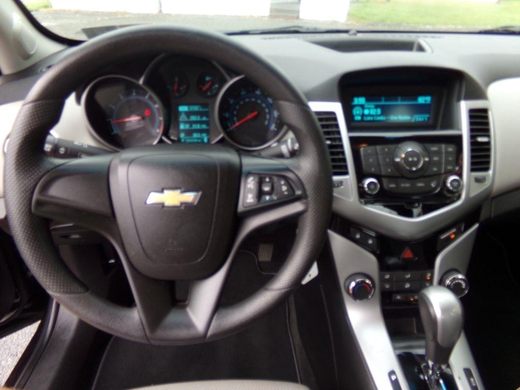 Chevrolet Cruze  2014