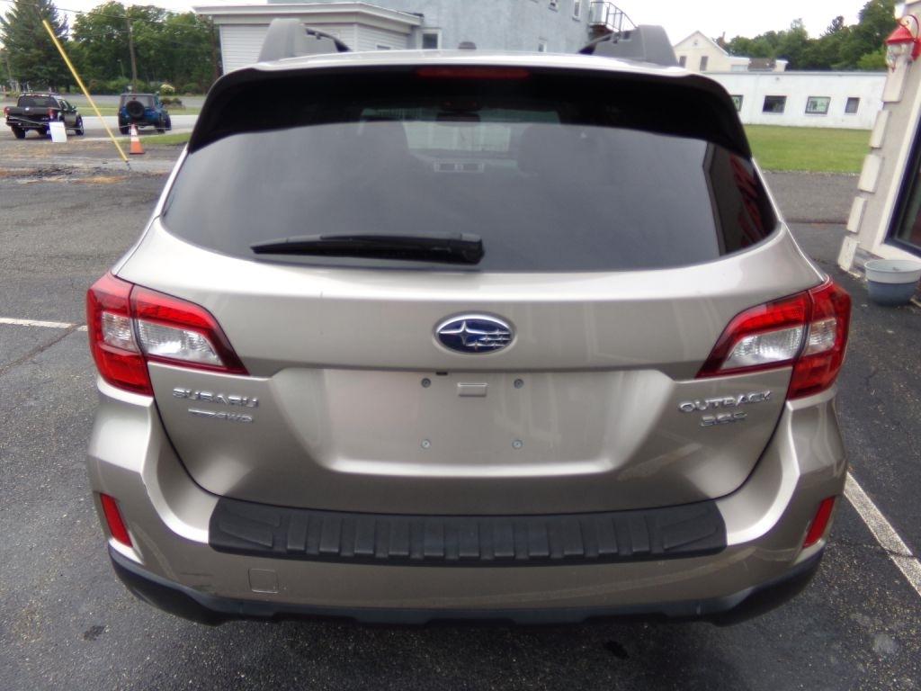 Subaru Outback  2015